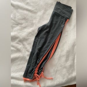 Live Love Dream Capri leggings